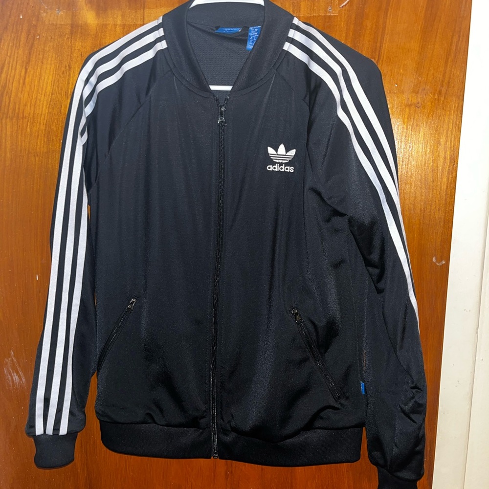 DONATING SOON‼️ ADIDAS Track Jacket